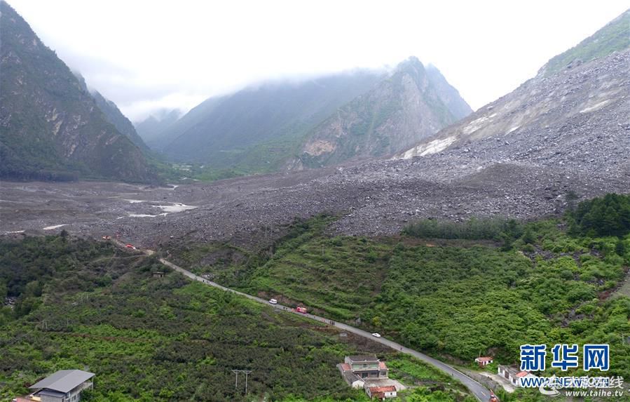 四川茂县山体垮塌前 (2).jpg